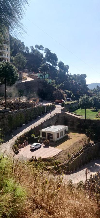2Bhk Furnished Apartment/Near Kasauli/Barog/Luv Fun & Adventure Solan Exterior foto