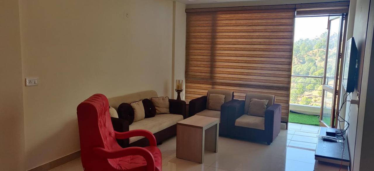 2Bhk Furnished Apartment/Near Kasauli/Barog/Luv Fun & Adventure Solan Exterior foto