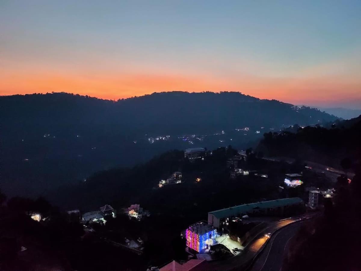 2Bhk Furnished Apartment/Near Kasauli/Barog/Luv Fun & Adventure Solan Exterior foto