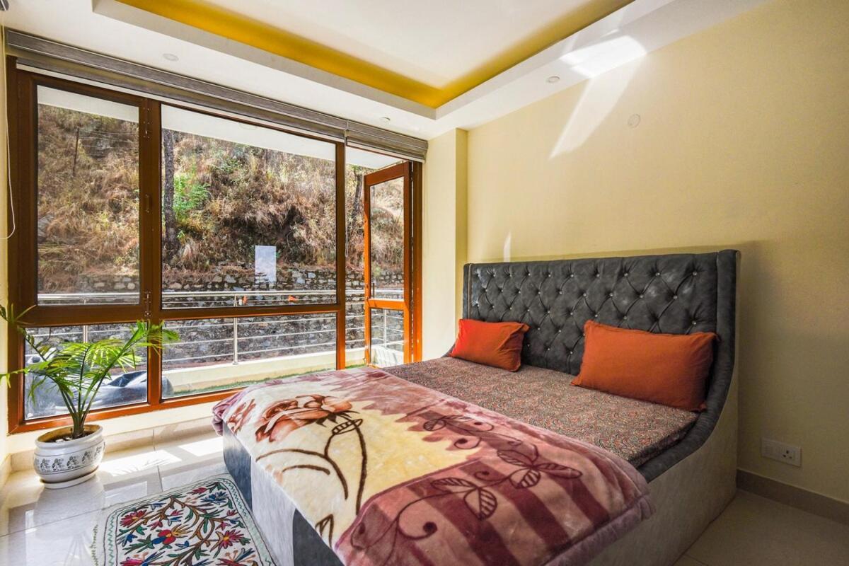 2Bhk Furnished Apartment/Near Kasauli/Barog/Luv Fun & Adventure Solan Exterior foto